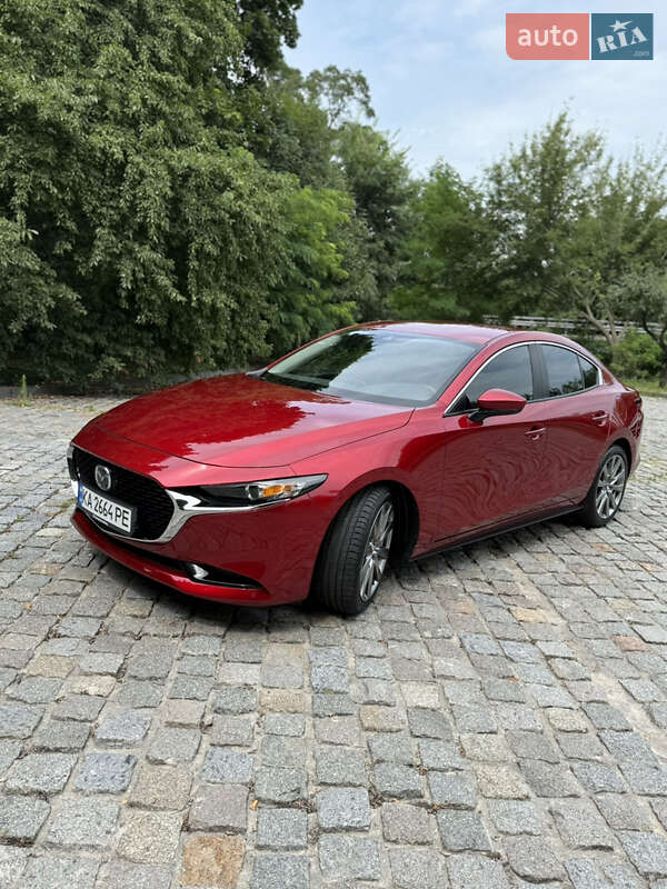 Седан Mazda 3 2020 в Киеве