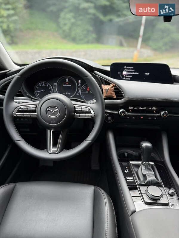 Седан Mazda 3 2020 в Киеве