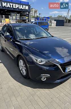 Седан Mazda 3 2014 в 