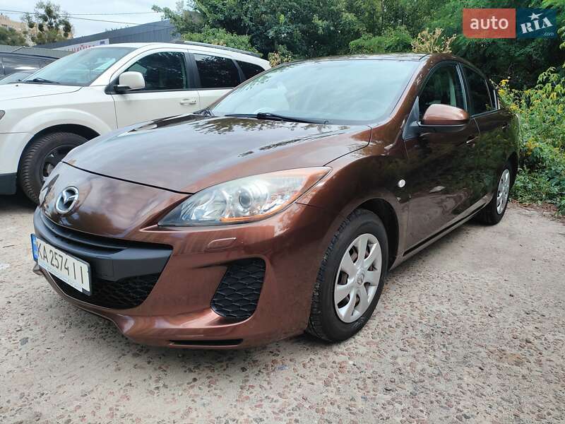 Седан Mazda 3 2011 в Броварах