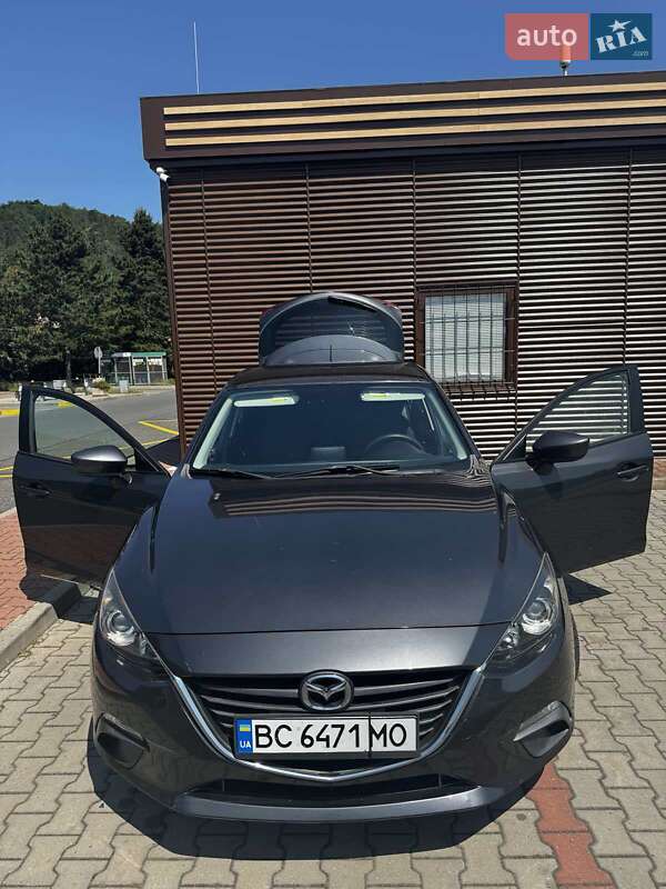 Хетчбек Mazda 3 2015 в Тячеві