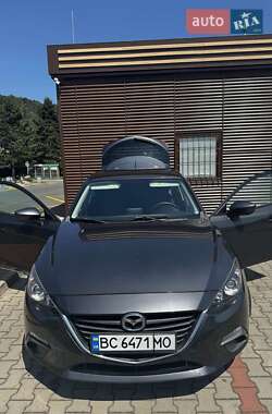 Хэтчбек Mazda 3 2015 в 