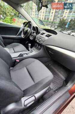 Седан Mazda 3 2011 в Броварах фото 16 Седан Mazda 3 2011 в Броварах
