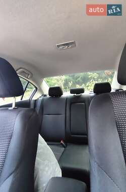 Седан Mazda 3 2011 в 