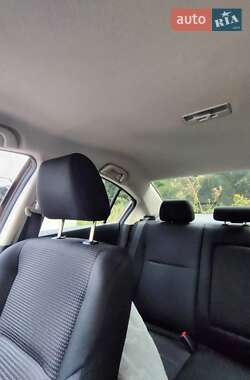 Седан Mazda 3 2011 в 