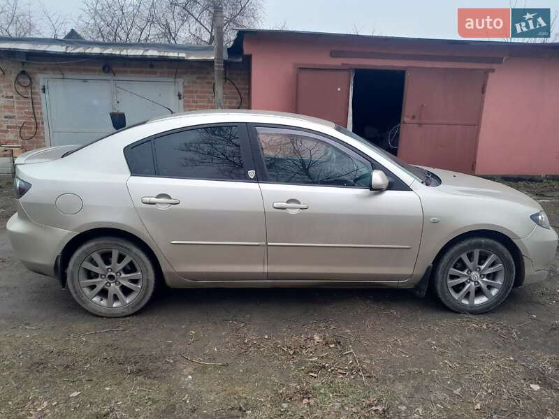 Седан Mazda 3 2007 в Полтаві