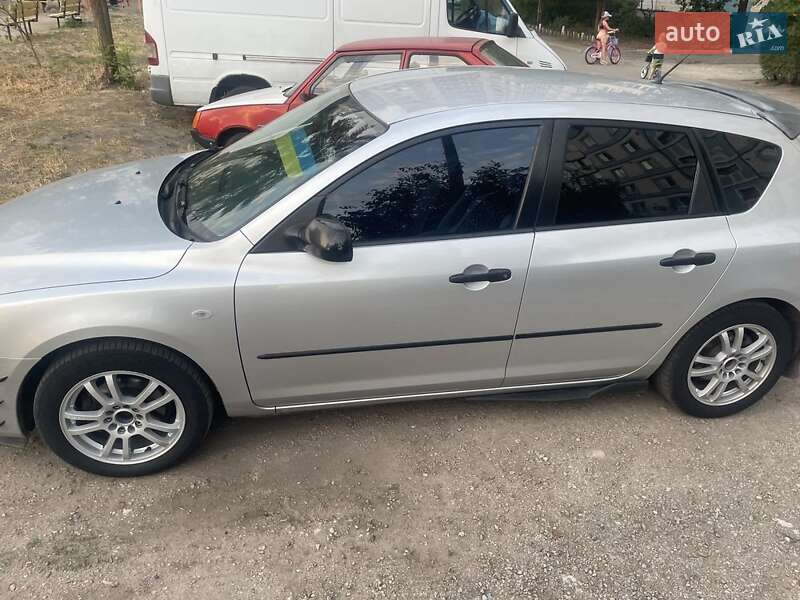 Mazda 3 2005