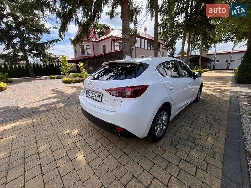 Хэтчбек Mazda 3 2015 в Львове фото 10 Хэтчбек Mazda 3 2015 в Львове