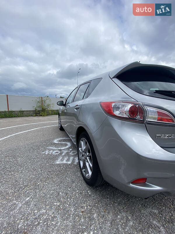 Хэтчбек Mazda 3 2012 в Виннице