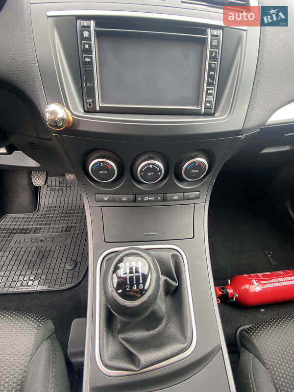 Хэтчбек Mazda 3 2012 в Виннице