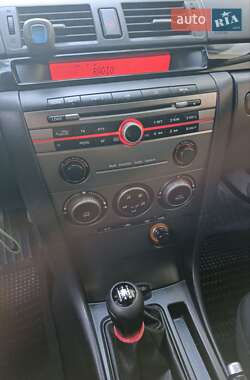 Хэтчбек Mazda 3 2007 в Стрые
