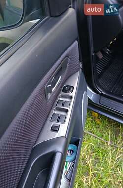 Хэтчбек Mazda 3 2007 в Стрые