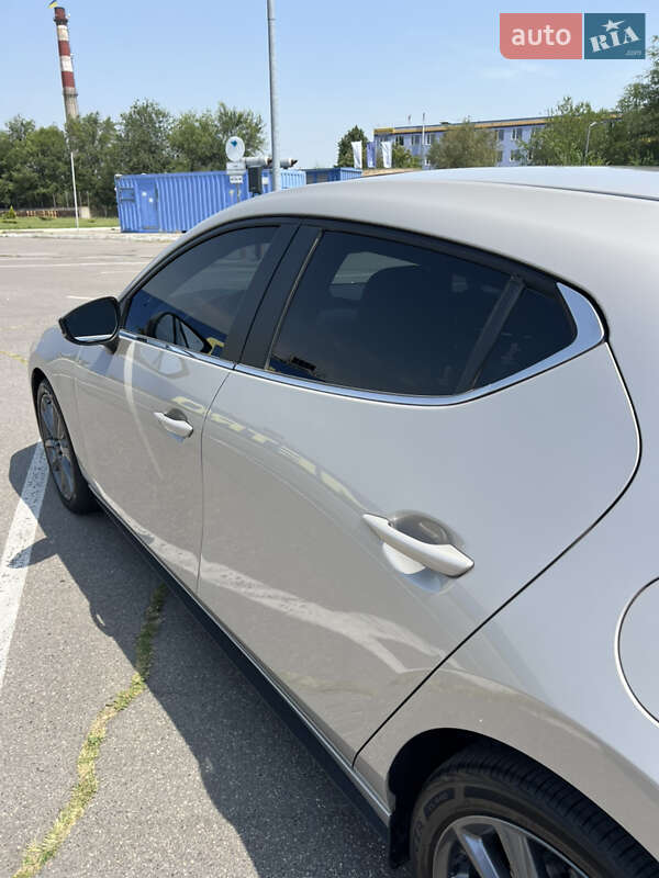 Хэтчбек Mazda 3 2024 в Днепре