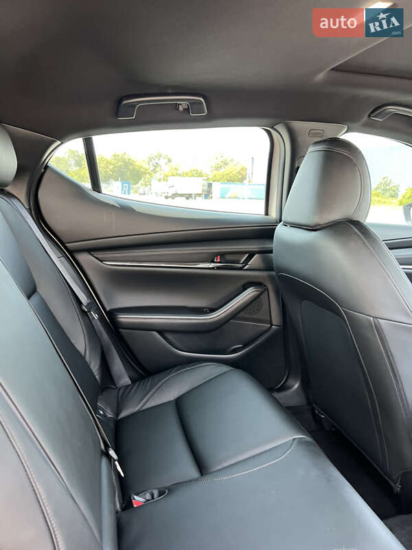 Хэтчбек Mazda 3 2024 в Днепре