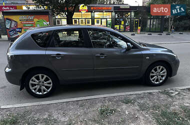 Хэтчбек Mazda 3 2007 в 