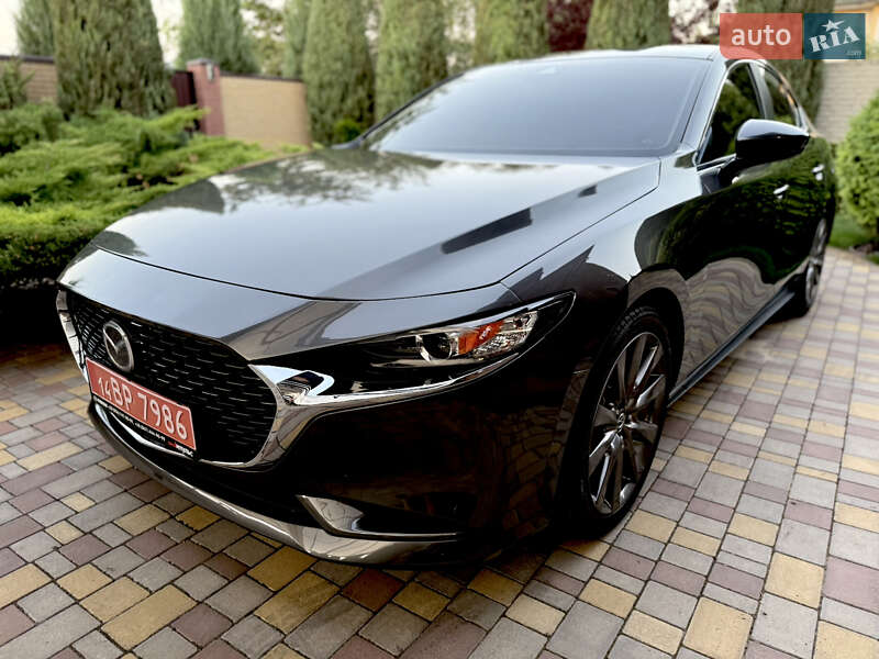 Mazda 3 2019