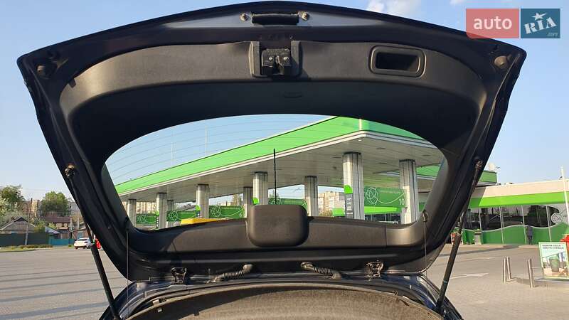 Хэтчбек Mazda 3 2007 в Виннице