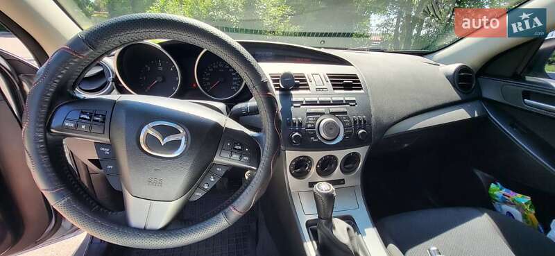 Хетчбек Mazda 3 2009 в Полтаві фото 7 Хетчбек Mazda 3 2009 в Полтаві