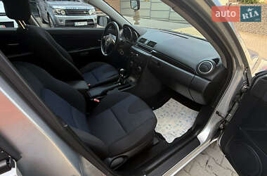 Хэтчбек Mazda 3 2004 в 