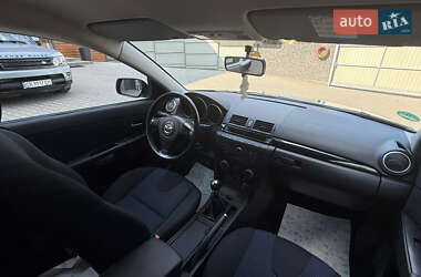 Хэтчбек Mazda 3 2004 в 