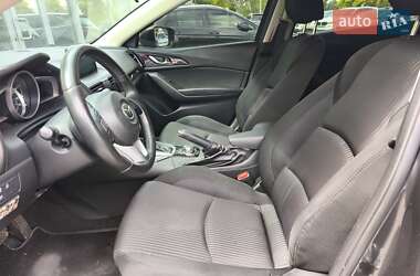 Седан Mazda 3 2015 в 