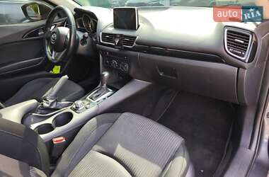 Седан Mazda 3 2015 в 