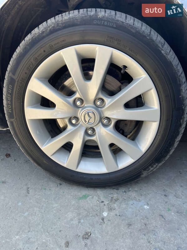 Седан Mazda 3 2006 в Ковеле