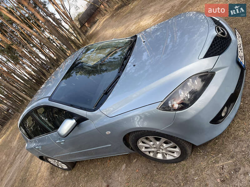 Хэтчбек Mazda 3 2008 в Луцке