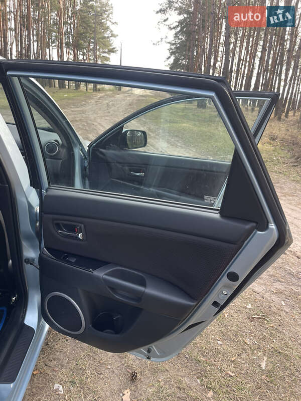 Хэтчбек Mazda 3 2008 в Луцке
