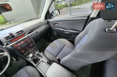 Седан Mazda 3 2006 в 