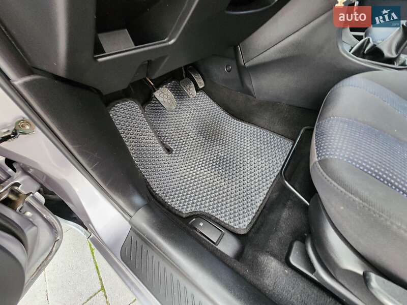 Седан Mazda 3 2005 в Івано-Франківську фото 51 Седан Mazda 3 2005 в Івано-Франківську