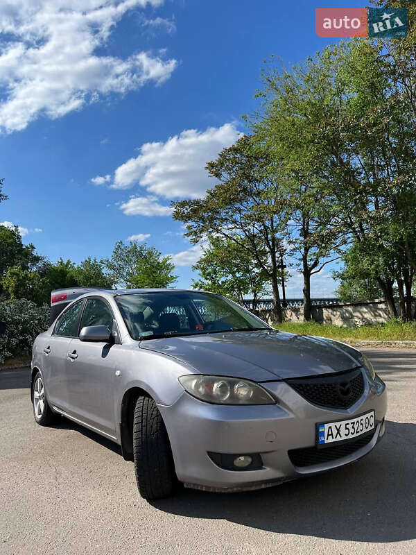 Седан Mazda 3 2004 в Дніпрі