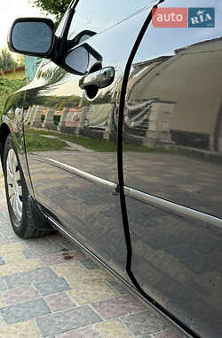 Хэтчбек Mazda 3 2008 в 