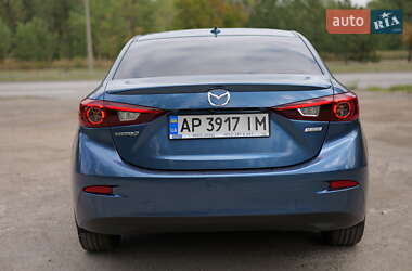 Седан Mazda 3 2016 в 