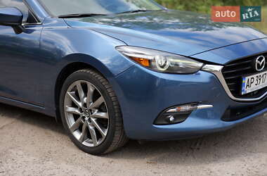 Седан Mazda 3 2016 в 