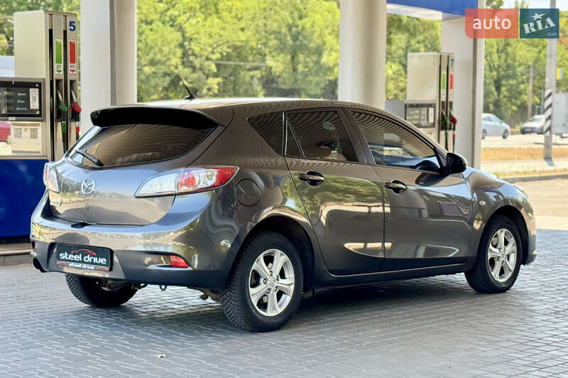 Хэтчбек Mazda 3 2012 в Николаеве
