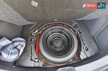 Хэтчбек Mazda 3 2017 в 