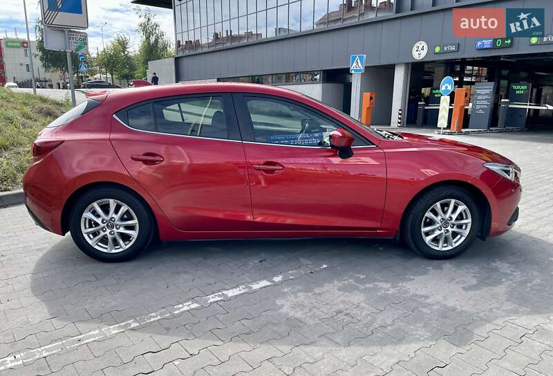 Хэтчбек Mazda 3 2013 в Киеве