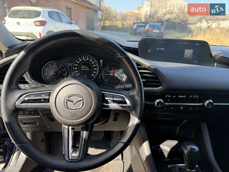 Седан Mazda 3 2020 в Львове