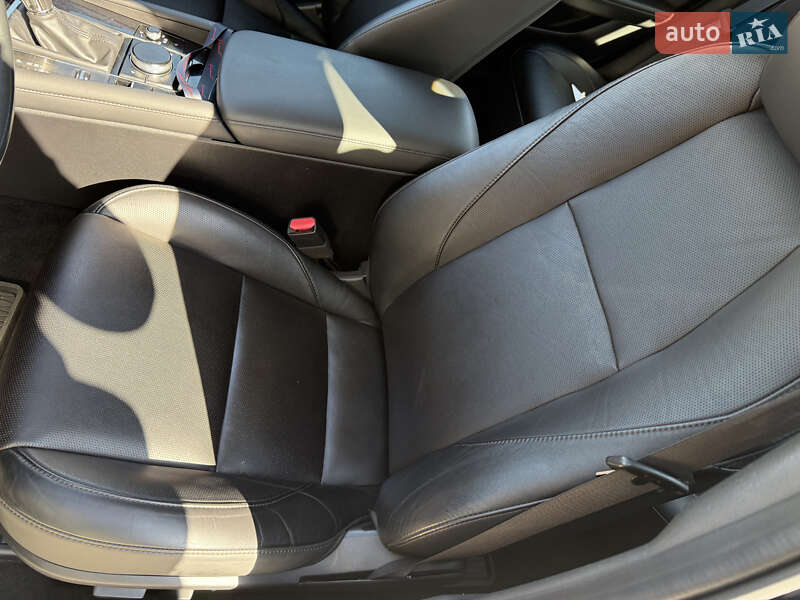 Седан Mazda 3 2020 в Львове