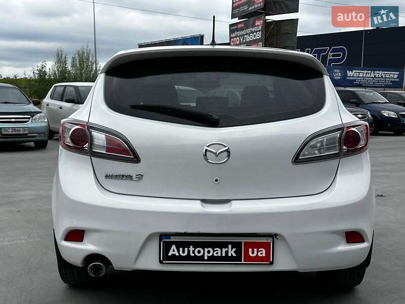 Хэтчбек Mazda 3 2012 в Львове