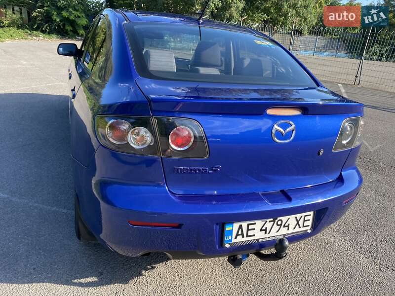 Седан Mazda 3 2007 в Дніпрі