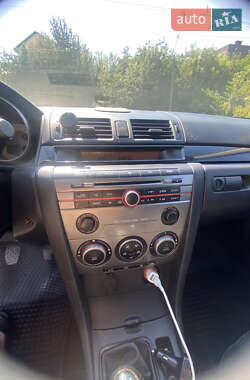 Хэтчбек Mazda 3 2008 в 