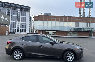 Седан Mazda 3 2016 в Києві