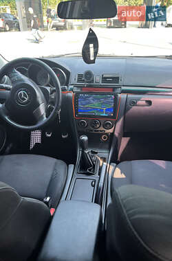 Хэтчбек Mazda 3 2006 в 