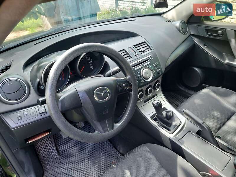 Хэтчбек Mazda 3 2009 в Харькове