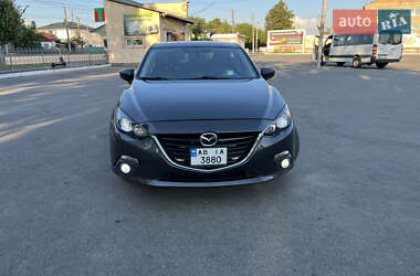 Хэтчбек Mazda 3 2015 в 