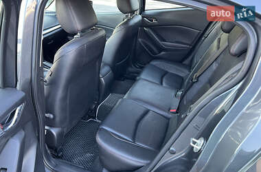 Хэтчбек Mazda 3 2015 в 