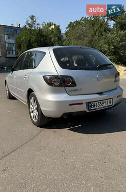Хэтчбек Mazda 3 2007 в 