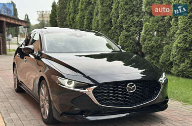 Седан Mazda 3 2021 в Киеве